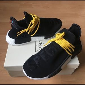 Men’s Black Human Races Size 10